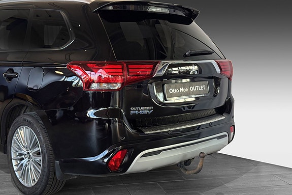Mitsubishi Outlander 6 of 30
