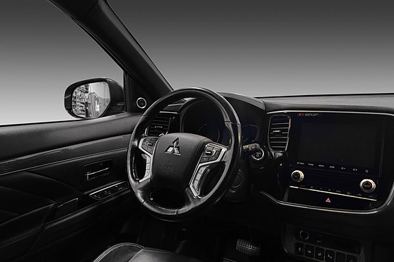 Mitsubishi Outlander 10 of 30