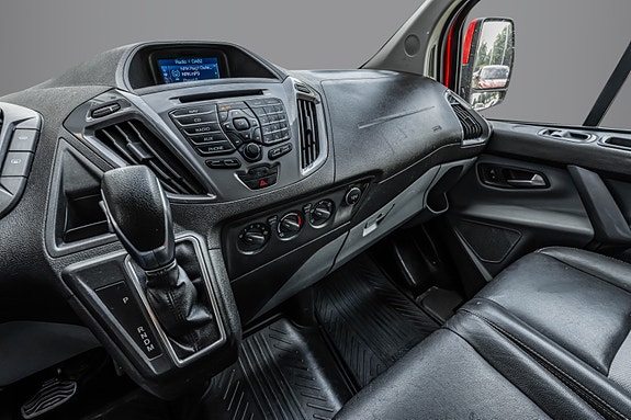 Ford Transit 16 of 29