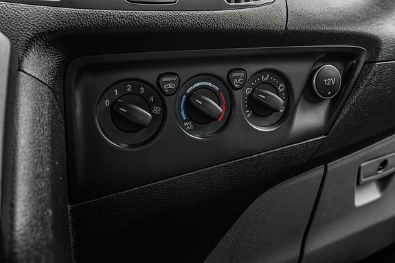 Ford Transit 28 of 29