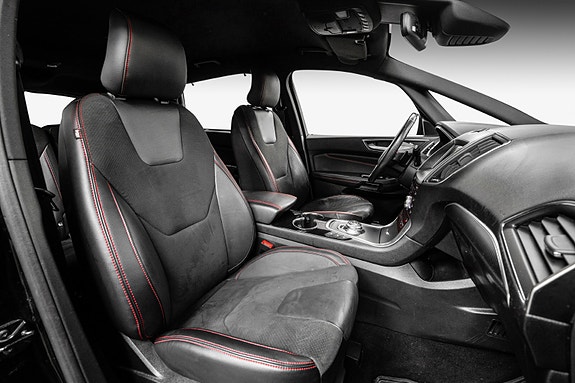 Ford S-MAX 18 of 30
