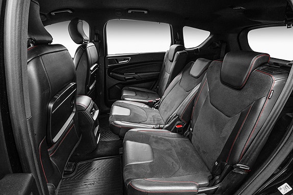 Ford S-MAX 22 of 30