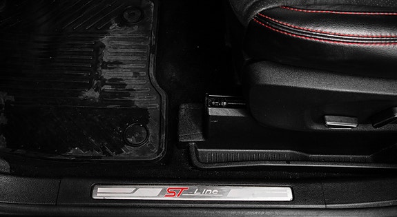 Ford S-MAX 12 of 30