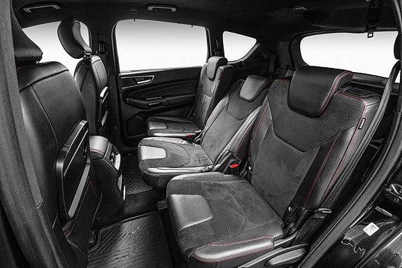 Ford S-MAX 23 of 30