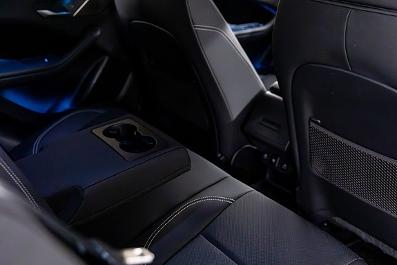 Jaguar I-PACE 21 of 30