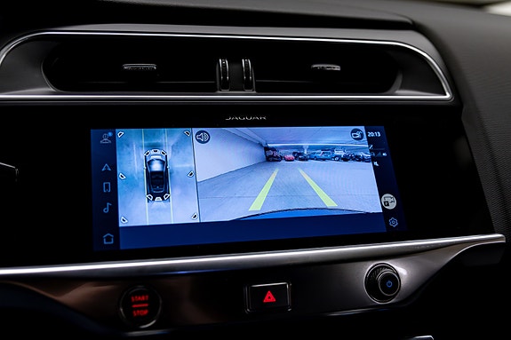 Jaguar I-PACE 30 of 30