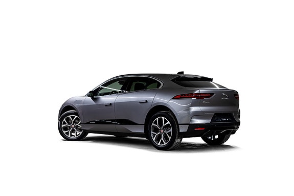 Jaguar I-PACE 12 of 30