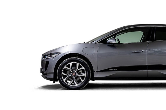 Jaguar I-PACE 9 of 30