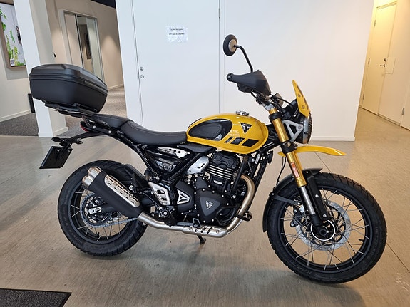 Triumph Scrambler 400 3 of 16
