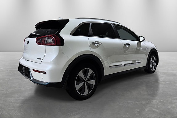 Kia Niro 8 of 30