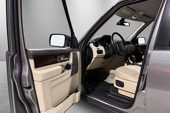 Land Rover Discovery 4 16 of 30