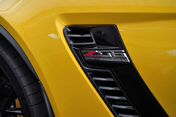 Chevrolet Corvette 9 of 30