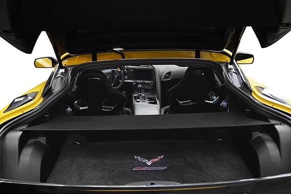 Chevrolet Corvette 17 of 30