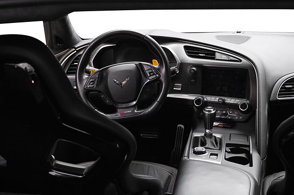 Chevrolet Corvette 19 of 30