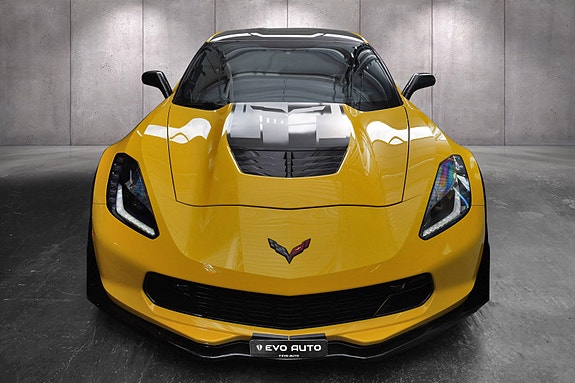 Chevrolet Corvette 10 of 30