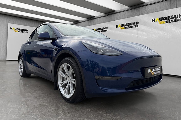 Tesla Model Y 2 of 16