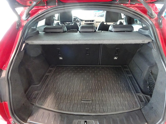 Jaguar E-PACE 26 of 26