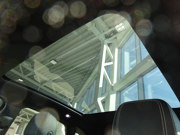 Jaguar E-PACE 23 of 26