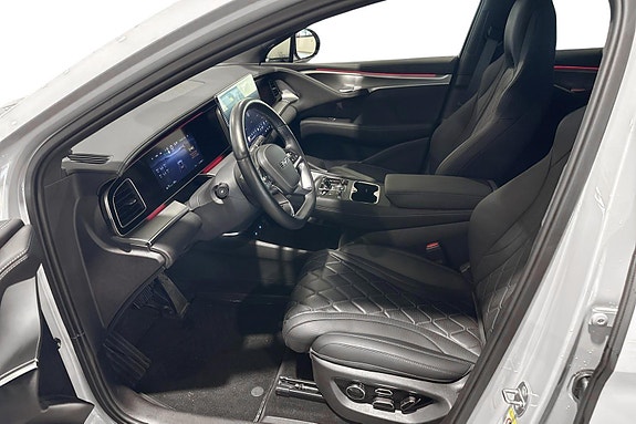 BYD Sealion 7 8 of 24