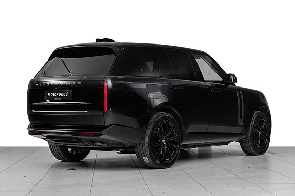 Land Rover Range Rover 2 of 30
