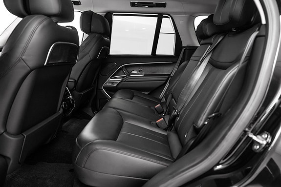 Land Rover Range Rover 11 of 30