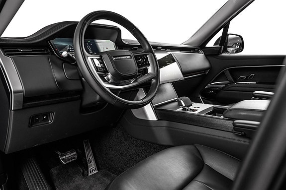 Land Rover Range Rover 7 of 30