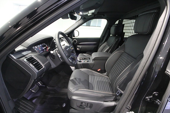 Land Rover Discovery 5 17 of 30