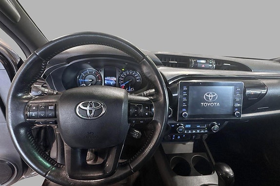 Toyota HiLux 7 of 18
