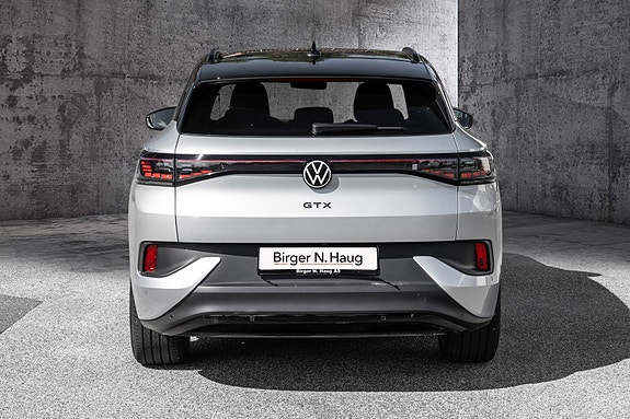 Volkswagen ID.4 GTX 8 of 25