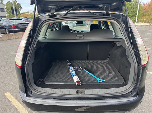 Ford Focus 18 of 18