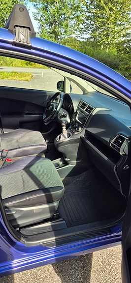 Toyota Verso-S 10 of 22