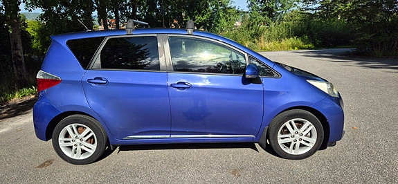 Toyota Verso-S 5 of 22