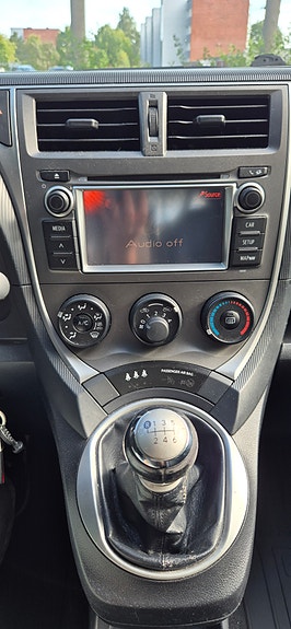 Toyota Verso-S 18 of 22