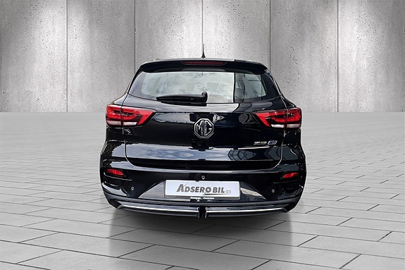 MG ZS EV 7 of 11