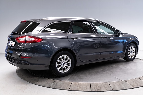 Ford Mondeo 15 of 30