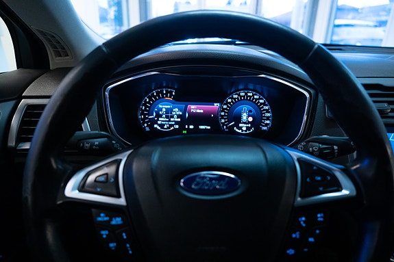 Ford Mondeo 21 of 30