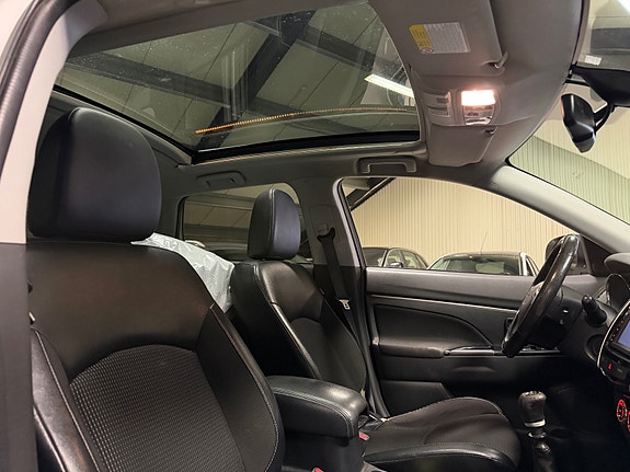 Peugeot 4008 8 of 18