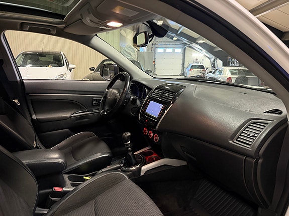 Peugeot 4008 7 of 18