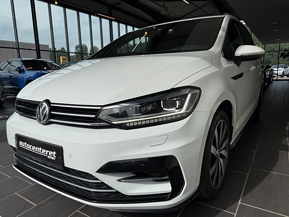 Volkswagen Touran 8 of 18