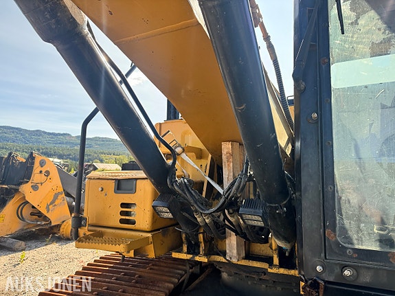 Cat 318FL gravemaskin – 2017 – ca. 4 500 timer – reparasjonsobjekt 24 of 30