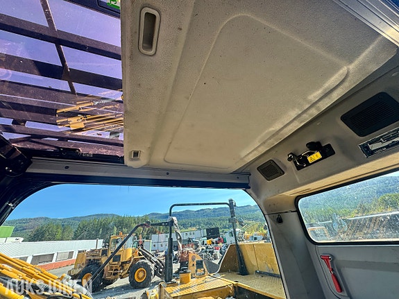 Cat 318FL gravemaskin – 2017 – ca. 4 500 timer – reparasjonsobjekt 18 of 30