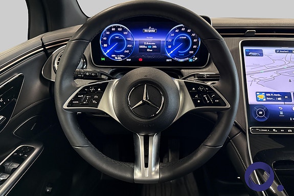Mercedes-Benz EQE SUV 12 of 30