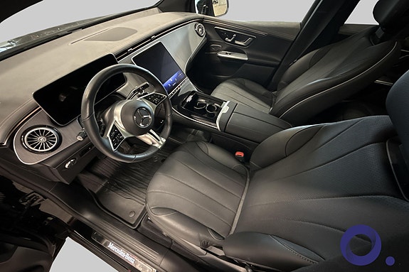 Mercedes-Benz EQE SUV 25 of 30