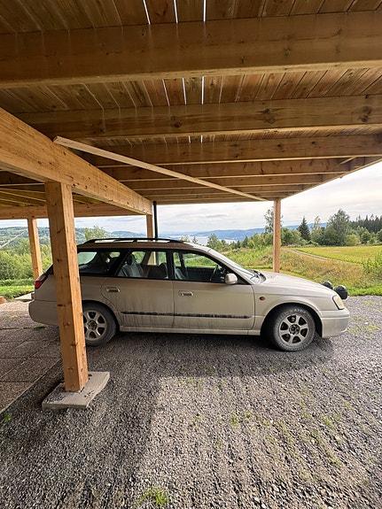 Subaru Legacy 4 of 11