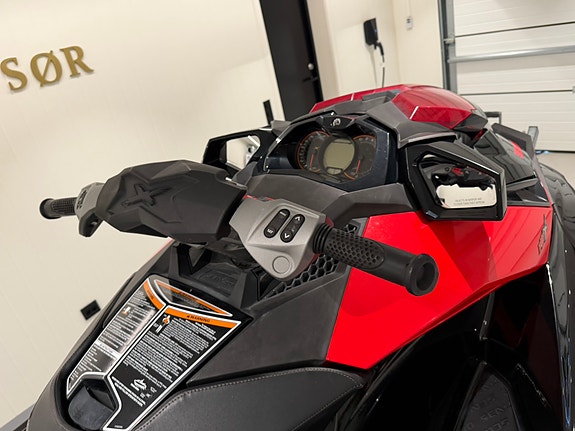 RXP 260 RS med Tredal scooterhenger 7 of 13