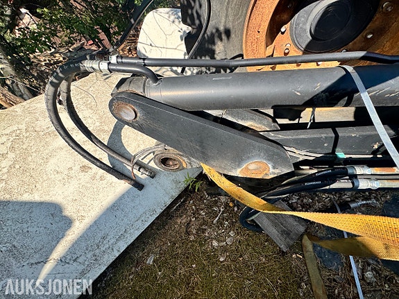 JCB 2013 JCB 427HT laster og 2 aksler – fra brannskadet maskin 26 of 30