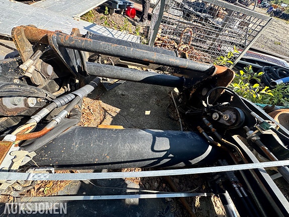 JCB 2013 JCB 427HT laster og 2 aksler – fra brannskadet maskin 23 of 30