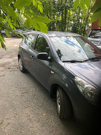 Hyundai i20 3 of 13