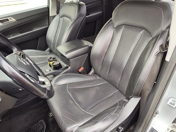SsangYong Rexton Sports 11 of 30