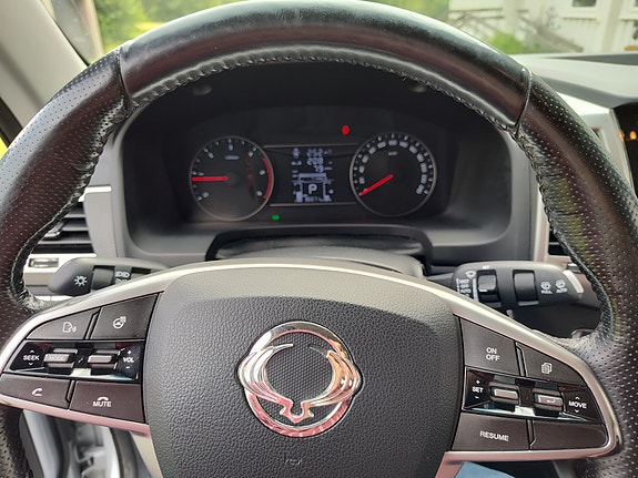 SsangYong Rexton Sports 14 of 30